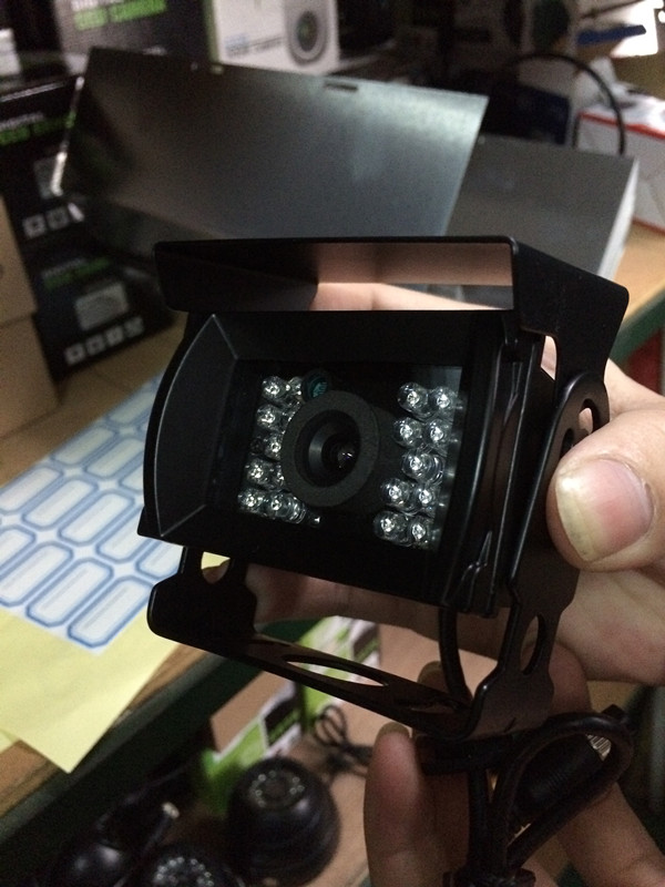 正腾视讯zrrz  高清后视摄像头1/3″CMOS 800TVL