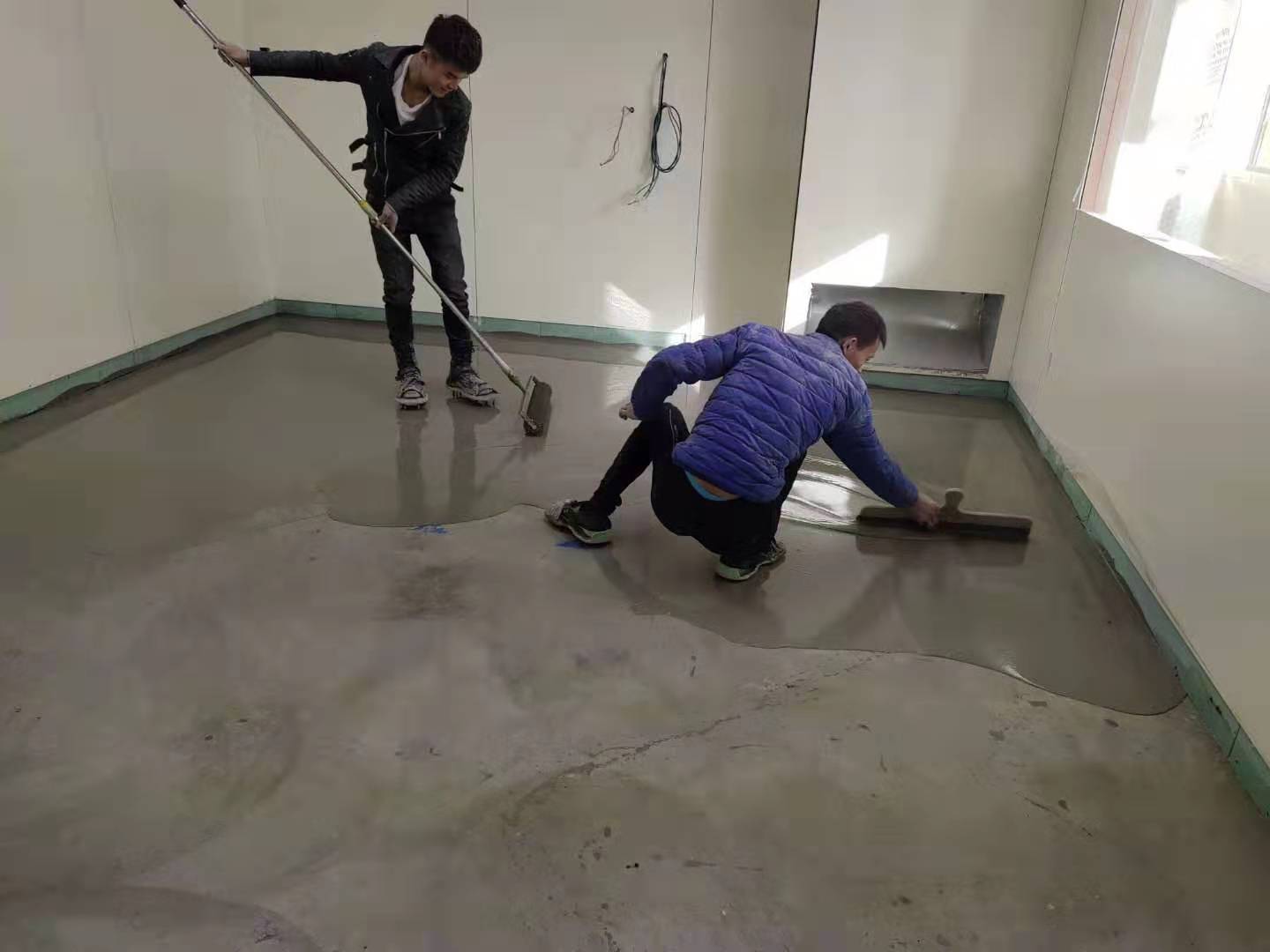广州绿质新型地面找平材料装修地面找平地面落差大找平室内地下停车场找平