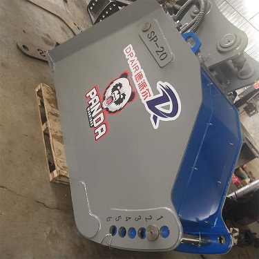 直销挖掘机配件用液压粉碎斗贵州建筑垃圾破碎斗鳄式破碎斗碎石斗