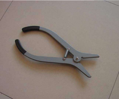 厂家供应各种型号电杆毯夹 绝缘电杆夹 环氧树脂材质