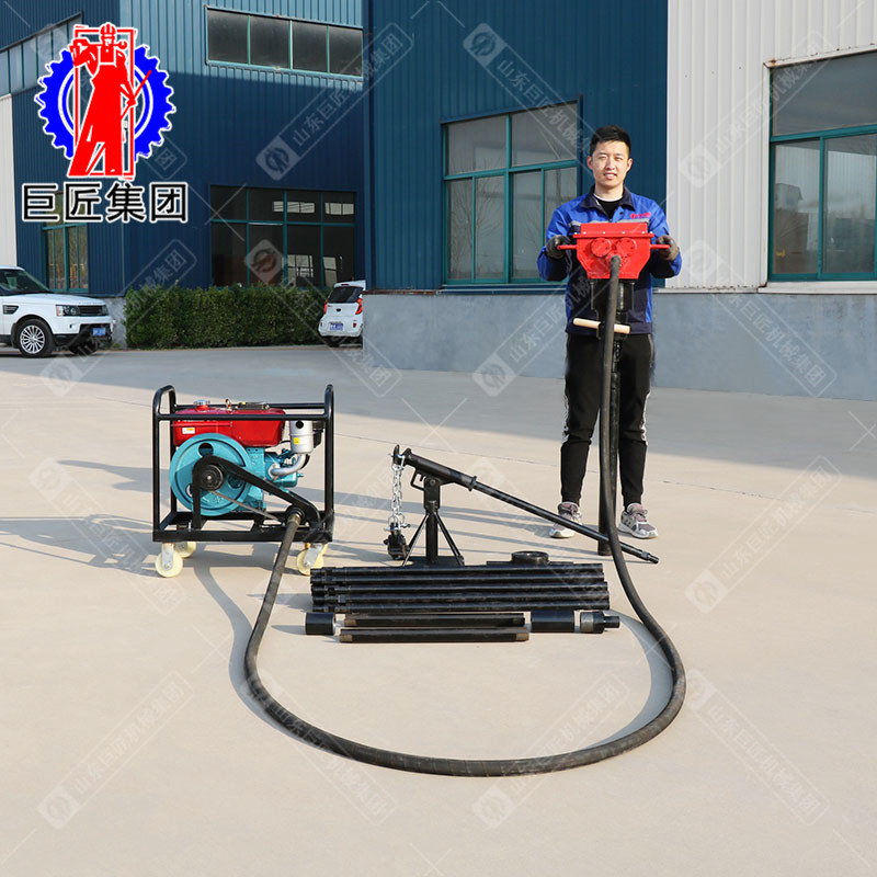 山东巨匠供应 QTZ-4柴动便携式取土钻机 小机身大深度取样