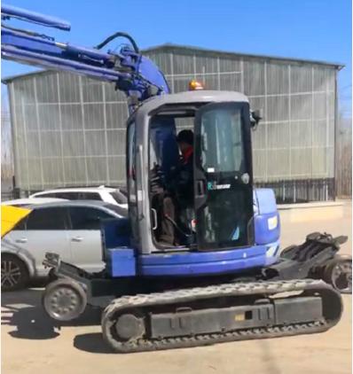 大量出售铁路公路两用工具挖掘机加装轨道行走轮挖掘机改装