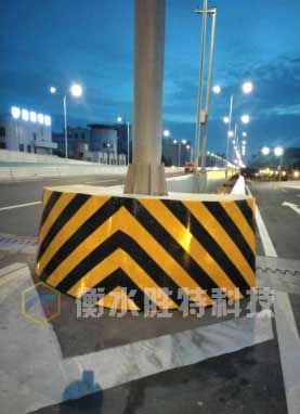 高速公路桥墩防撞装置   防撞垫