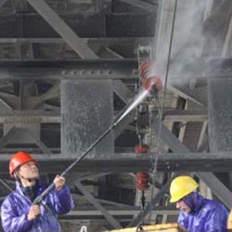 进口绝缘高铁柴油冷热水高压清洗机冲洗机HT 2021