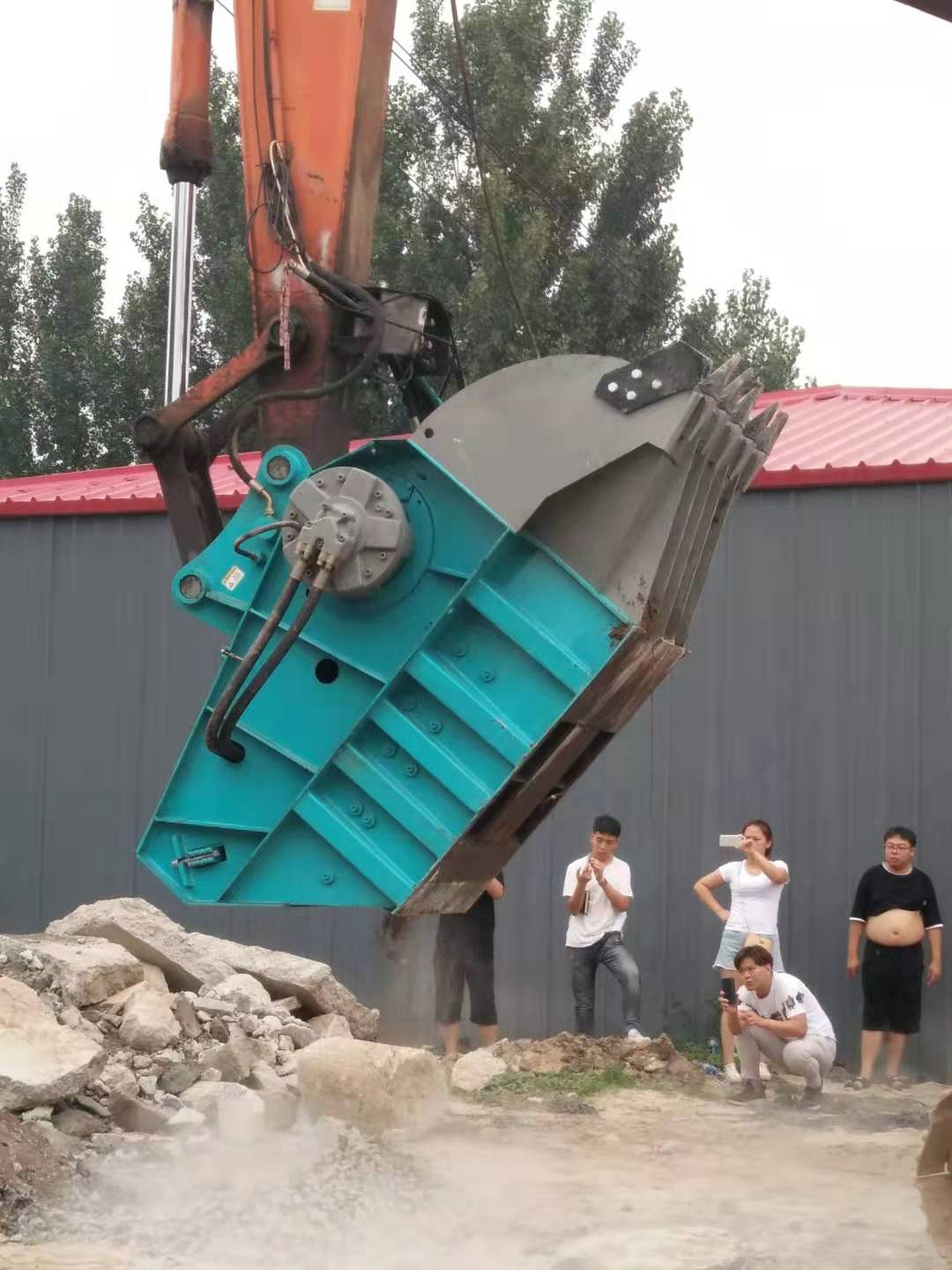 厂家直销 移动式破碎机铲斗 颚式破碎斗 支持定做 挖掘机破碎