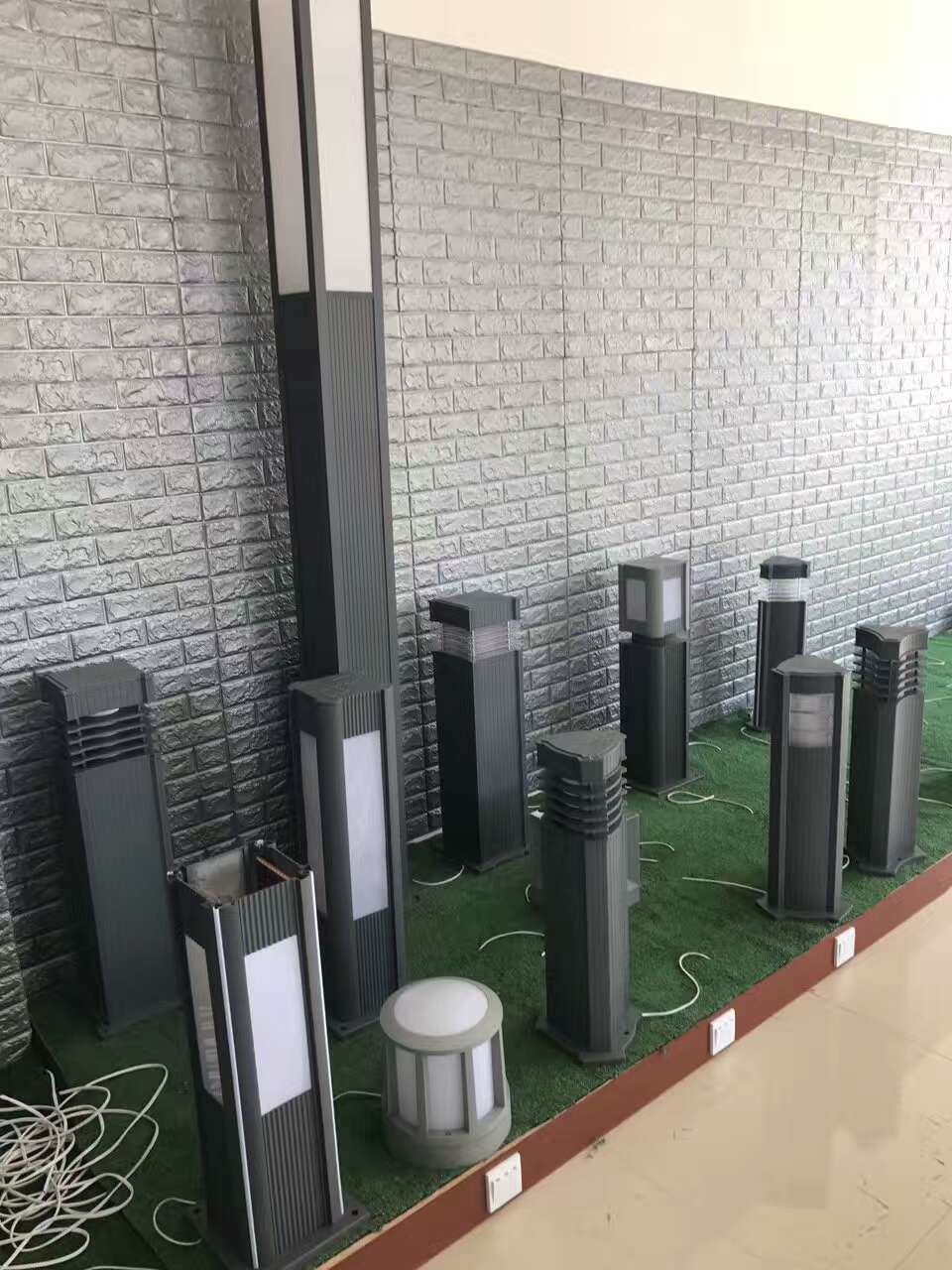 万家耀路灯太阳花三头