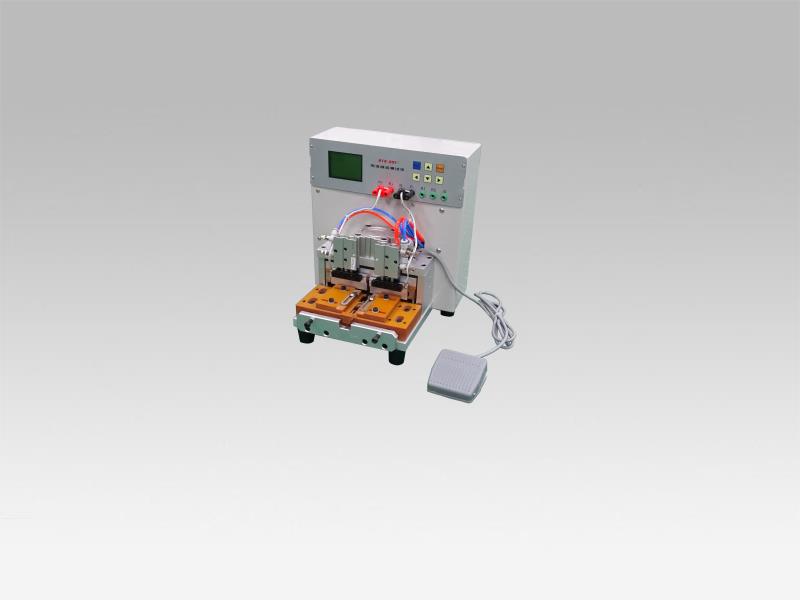 TS JE1C 带检测式极耳裁切機