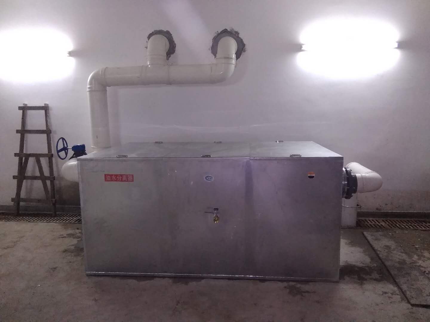 地下室油水分离器我厂的优势特点点开看