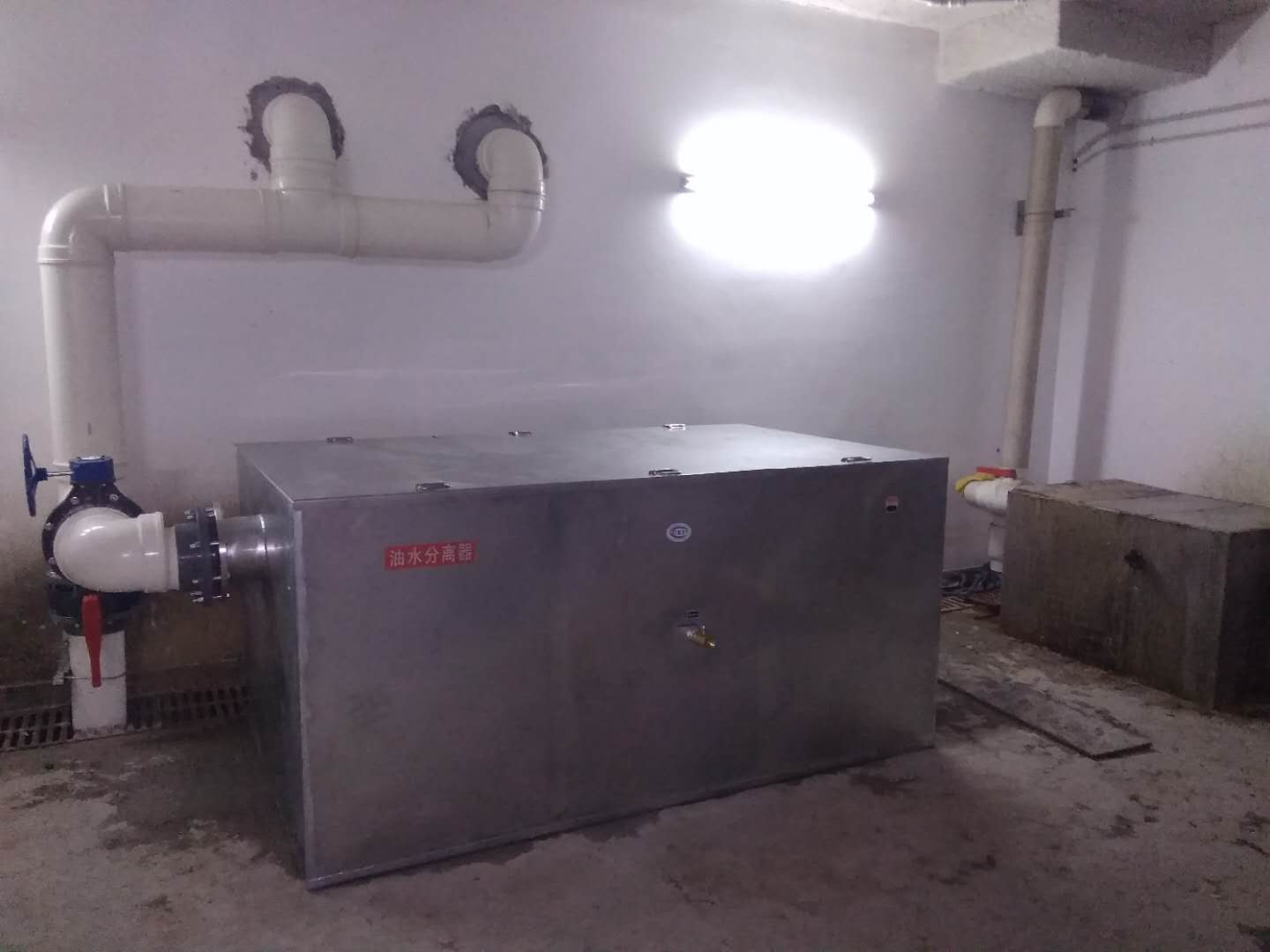 下水道油水分离器供应使油水分离绿色环保
