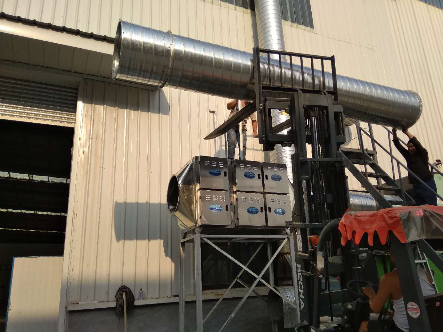 小餐饮油烟净化器我公司的优势大点开做比较