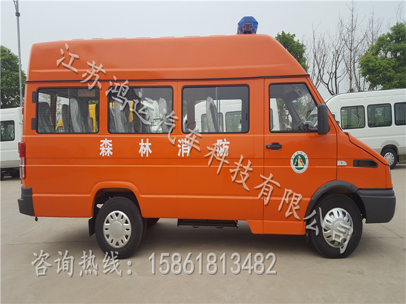 南京依维柯A37森林消防运兵车运兵车厂家