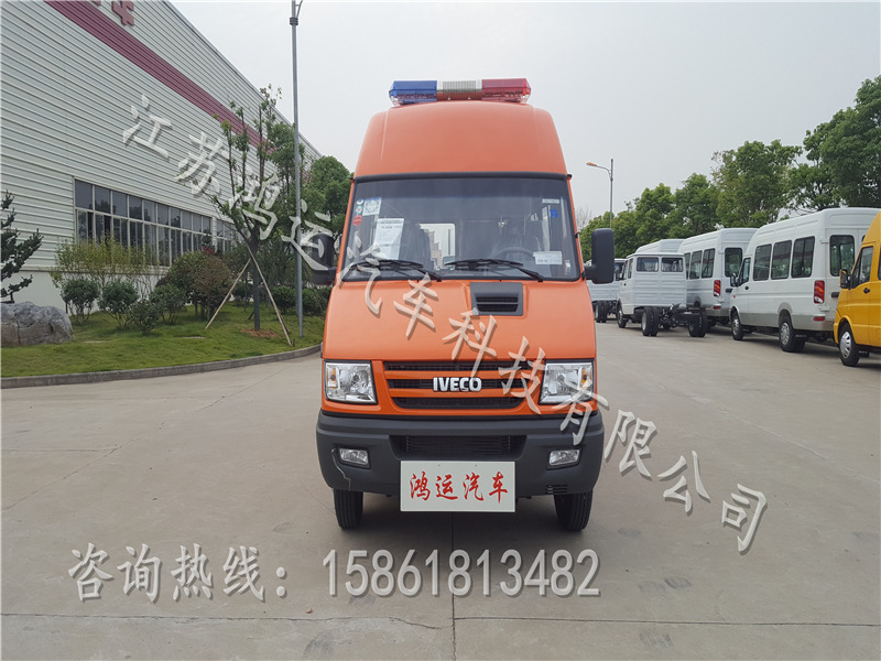 森林消防运兵车运兵车可选装前电动绞盘空调