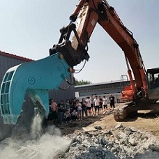 供应混凝土 颚式粉碎钳 建筑垃圾挖机颚式夹钳