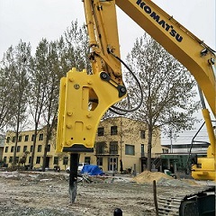 小型挖掘机带破碎锤开山采石直角破碎锤工程机械
