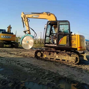 挖掘机石材锯可用于切割花岗石公路斜边可伸缩用具