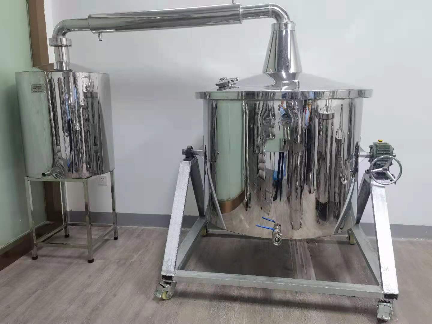纯粮食酿酒设备-简单操作酿酒设备