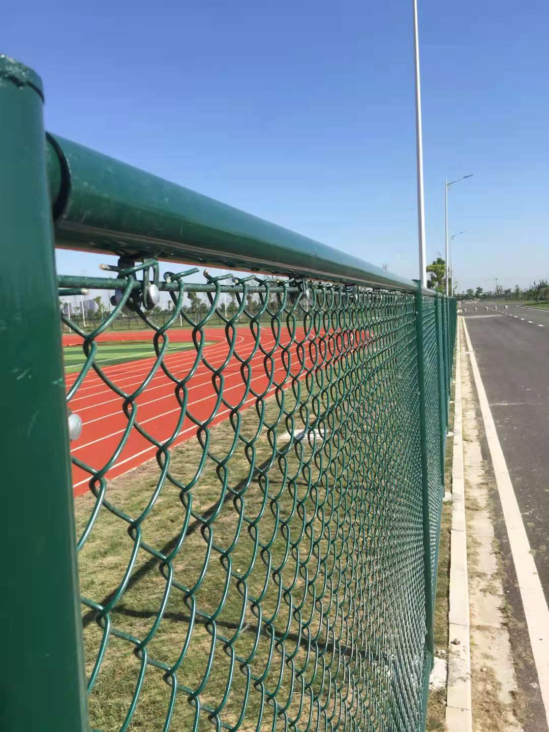 金华球场围网运动场防护栏篮球场围栏工厂直销