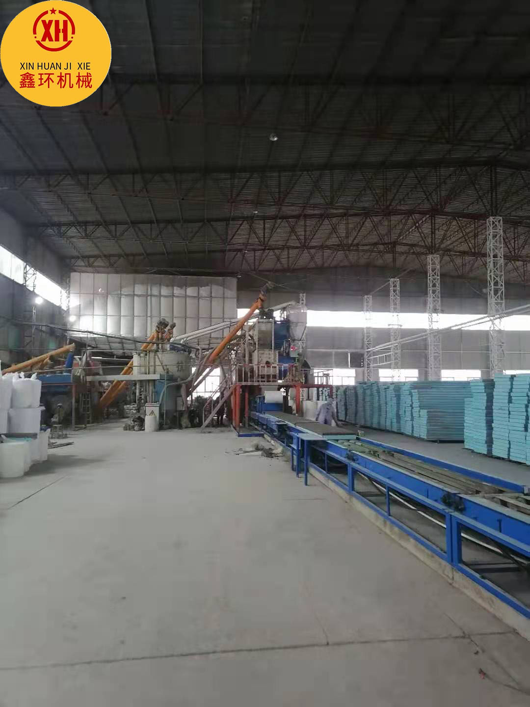 宁津鑫环轻质水泥基匀质板设备 自动码垛自动拆垛自动打孔齐边