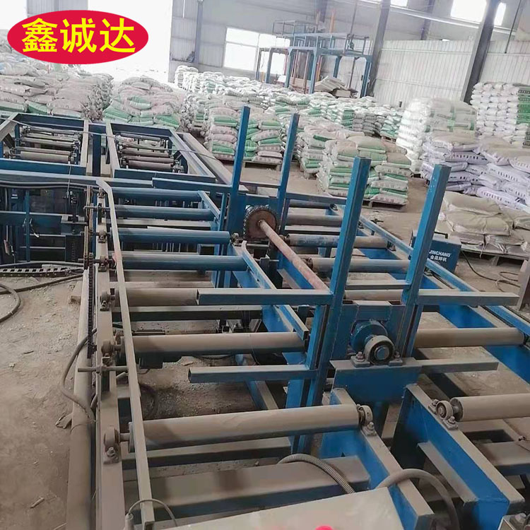 鑫诚达保温复合一体板设备 外模板成型机设备 图片
