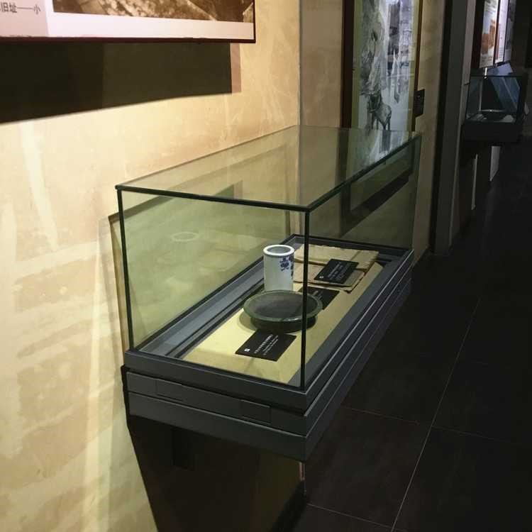 惠州博物馆展示柜厂家定制文物展示柜龛柜制作公司