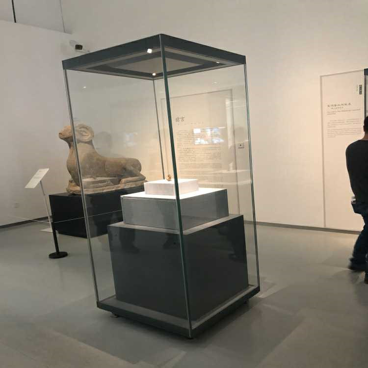 定制博物馆独立柜博物馆展览柜文物四面独立柜博物馆展柜