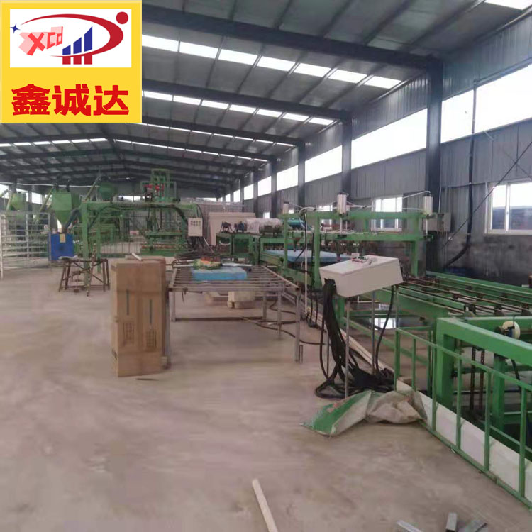鑫诚达复合保温建筑外模板生产线 复合一体板设备 安装视频