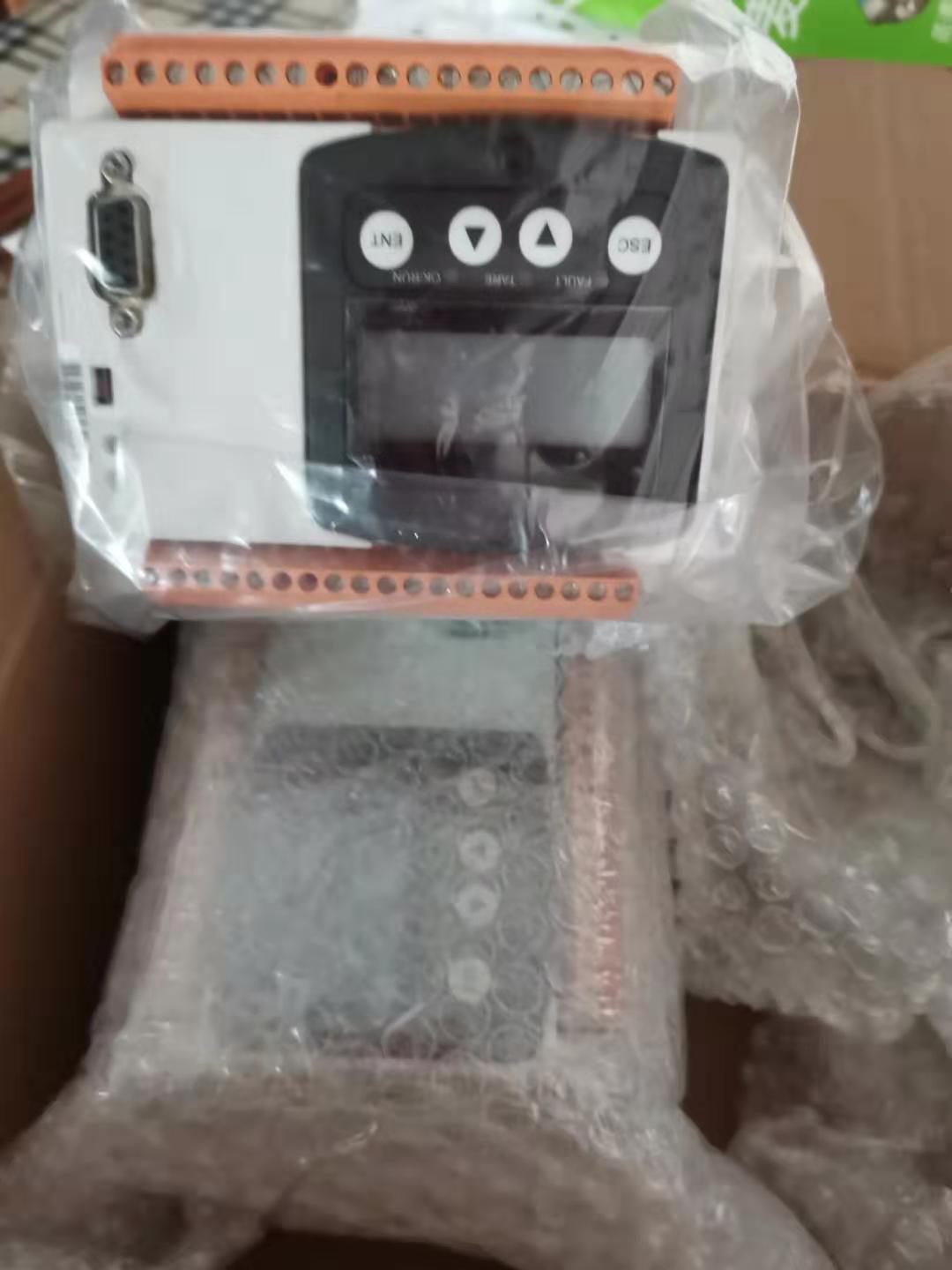 芬兰科尼起重机变D2V018-TRAVELLING变频器