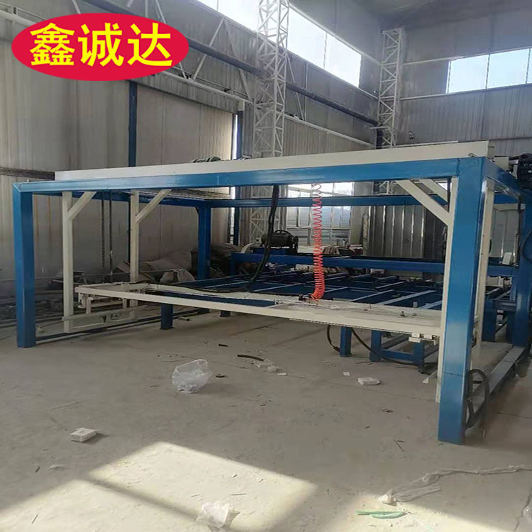 鑫诚达FS复合砂浆一体板设备 免拆建筑模板设备 视频