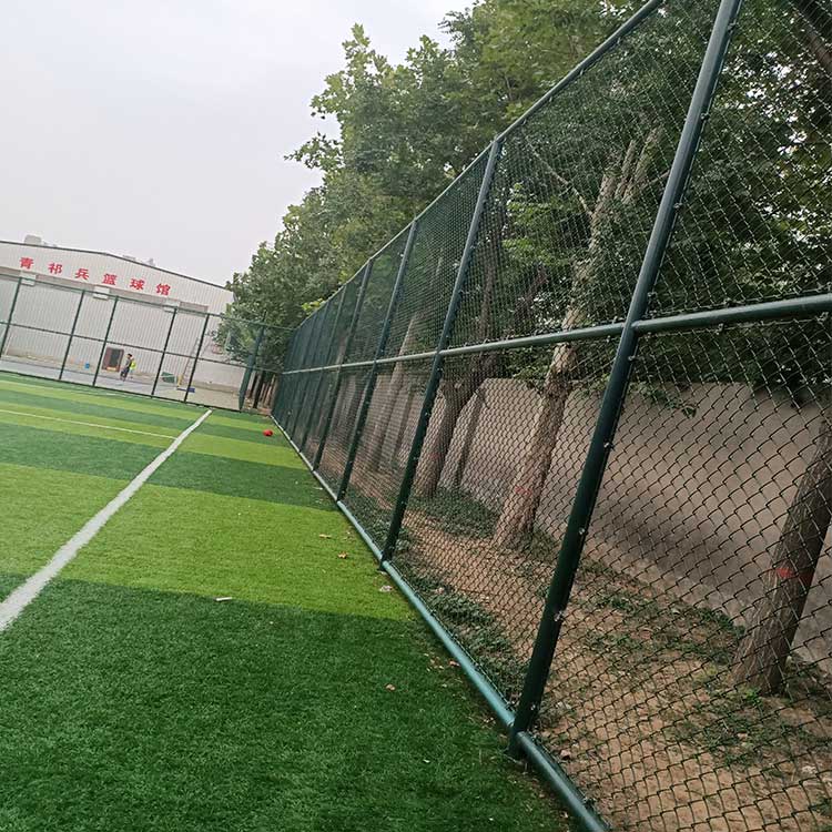 体育场勾花围网羽毛球场围栏排球场防护网