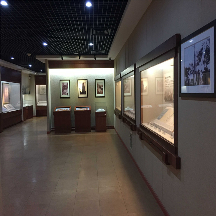  博物馆展示柜制作厂家直销博物馆壁龛钢化玻璃柜订做