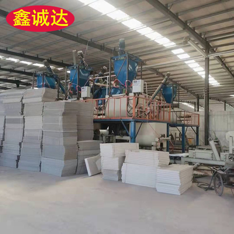 鑫诚达fs聚苯板复合砂浆设备 复合一体板设备 视频