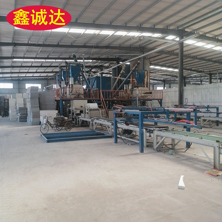 鑫诚达fs挤塑板砂浆复合板设备 免拆一体板设备 生产流程