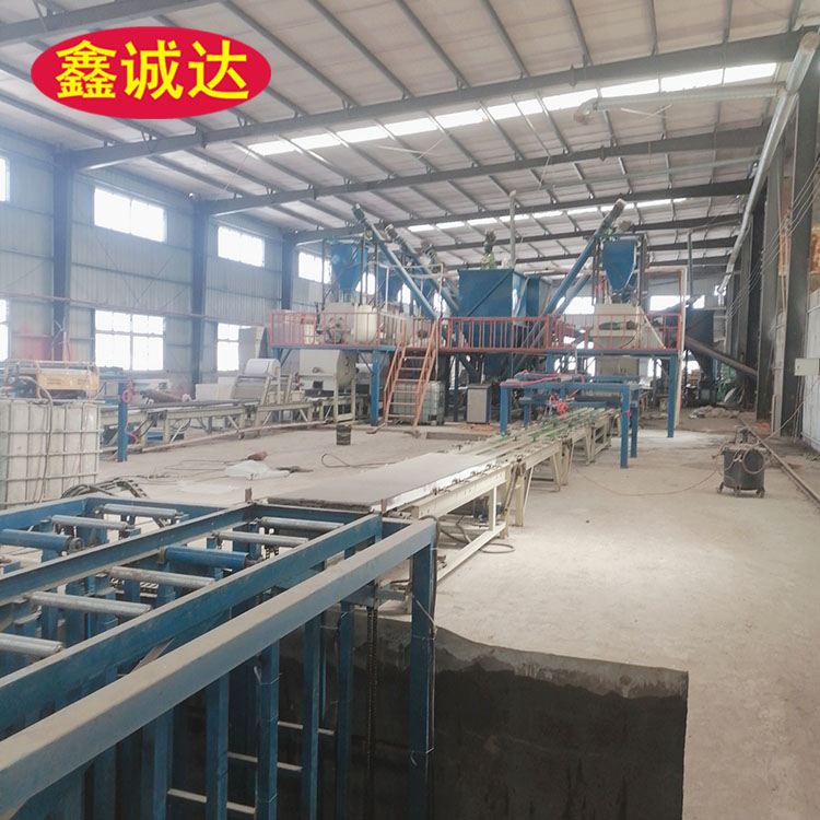 鑫诚达fs挤塑板砂浆复合板设备 fs外模板成型机设备 价格