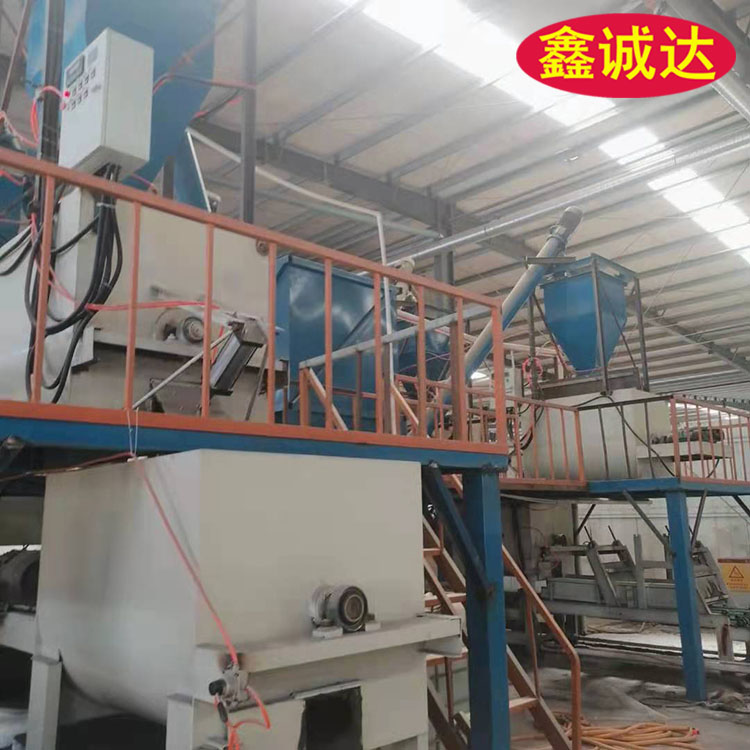 鑫诚达fs聚苯板砂浆复合模板设备 fs复合外模板设备 生产线