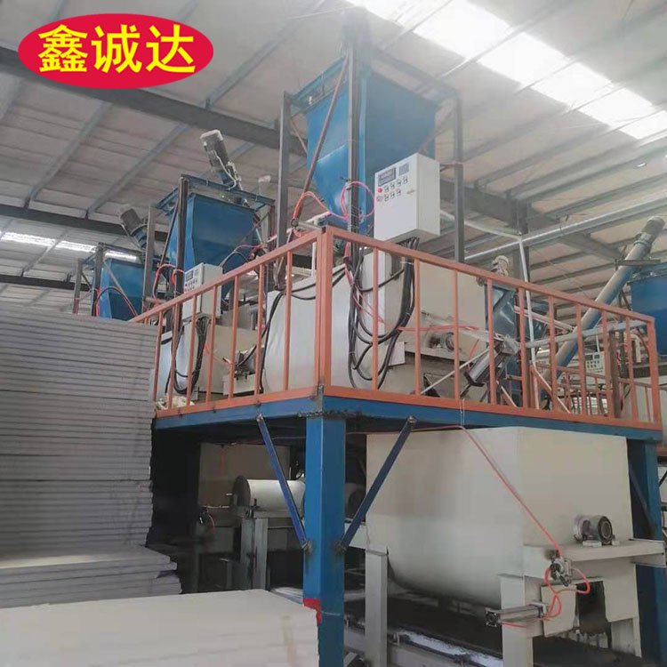 鑫诚达结构一体化板设备 fs免拆外模板设备 供应商