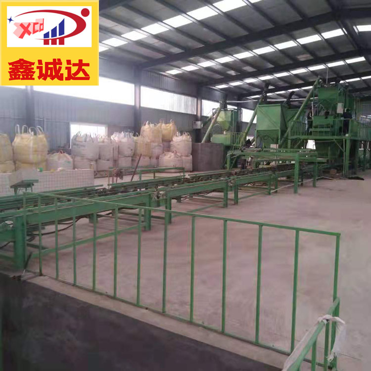 鑫诚达一体化建筑模板生产线 fs复合保温板设备 免费提供技术