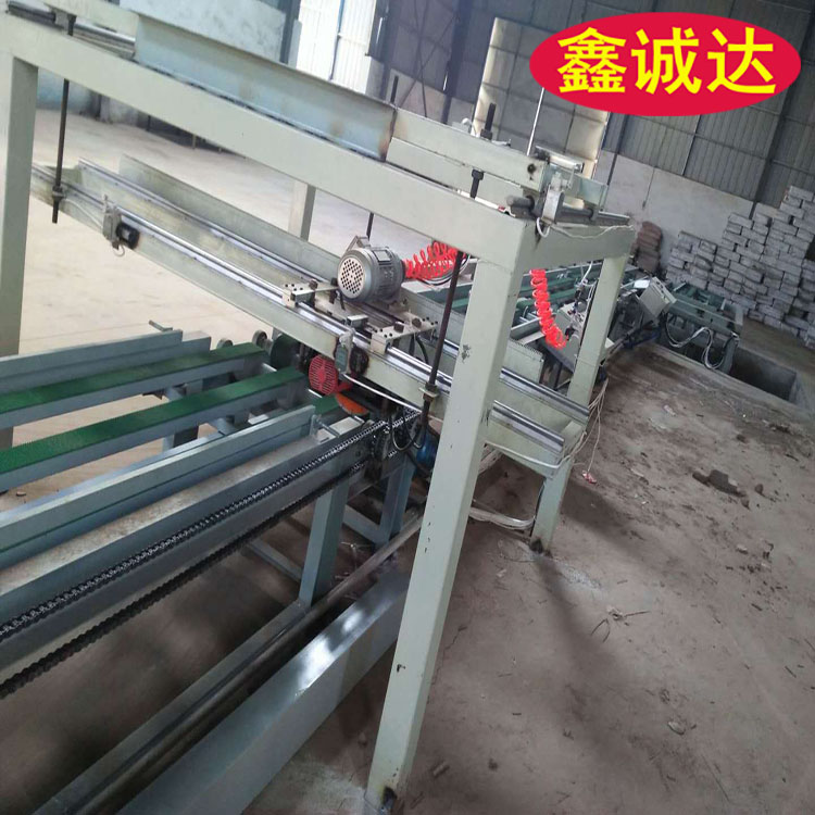 鑫诚达结构一体化板材设备 免拆建筑模板设备 视频