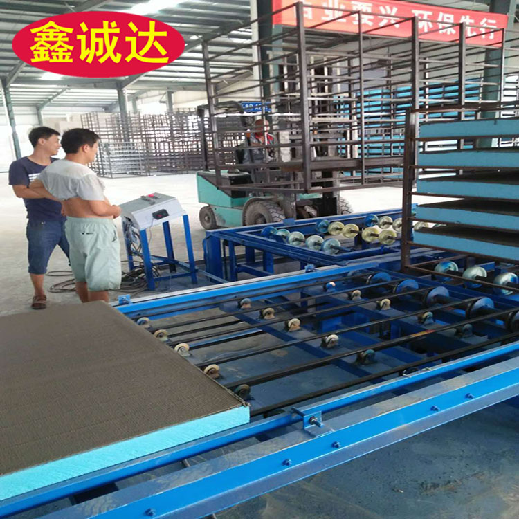 鑫诚达外墙结构一体化生产设备 外模板机械设备 免费安装调试