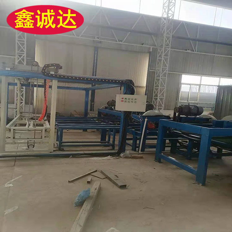 鑫诚达外墙结构一体化生产设备 免拆建筑模板设备 视频