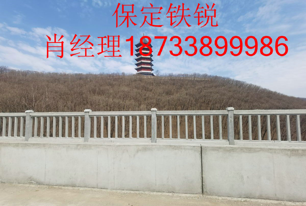 供应桥梁护栏规格齐全