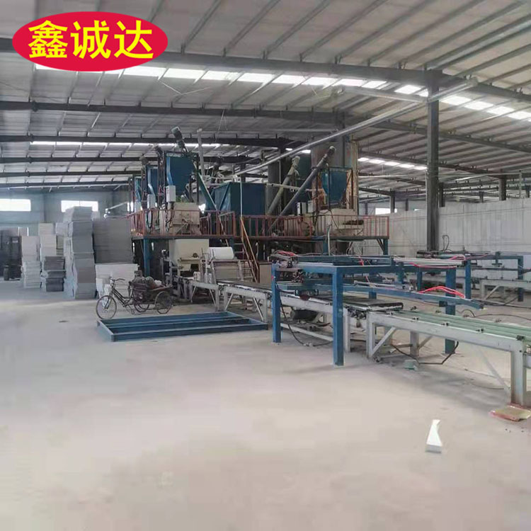 鑫诚达外墙一体化板材生产线 fs免拆外模板设备 生产流程