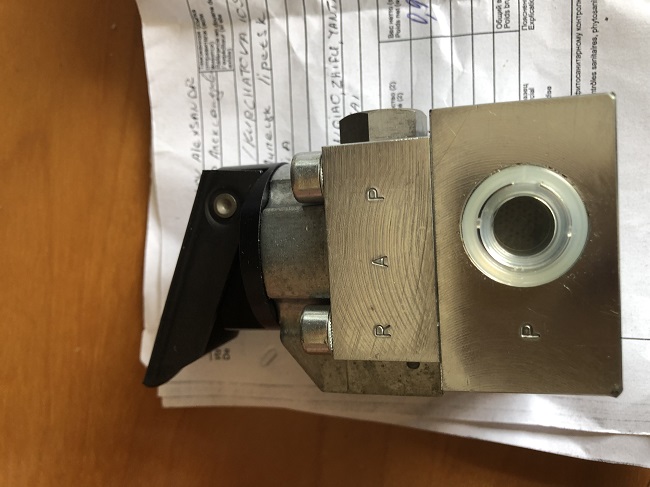 德国哈威液压阀F3-1-1/4进口原装