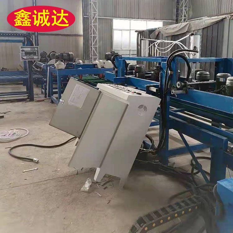 鑫诚达免拆保温一体板生产设备 fs保温外模板设备 供应商