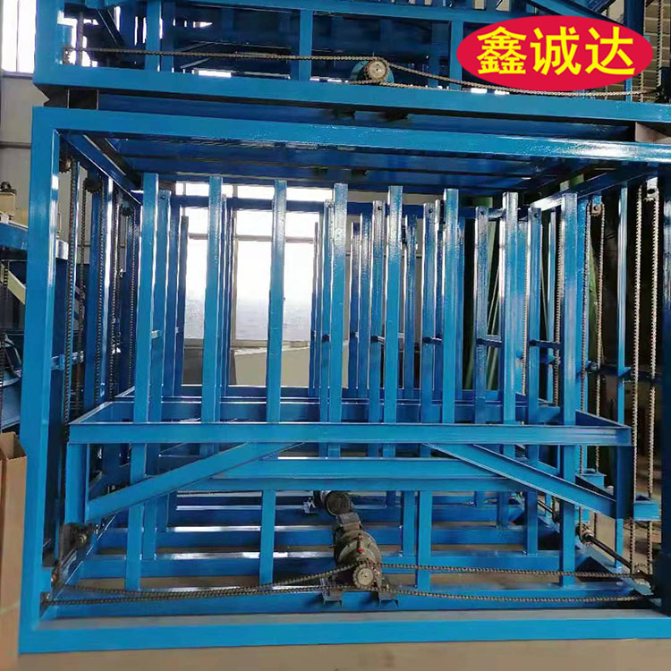 鑫诚达保温结构一体化板材生产设备 外模板成型机设备 现场视频