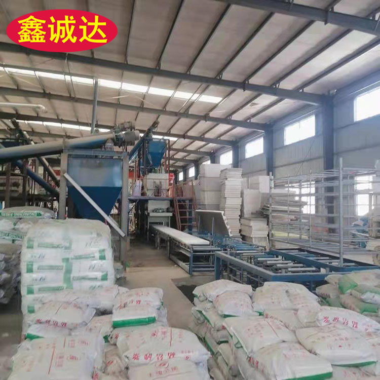 鑫诚达保温结构一体化板材生产设备 保温建筑模板设备 图片