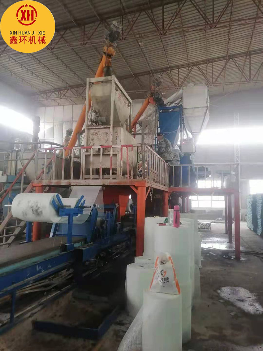 宁津县鑫环匀质板生产线设备 匀质防火保温板生产线 切割锯竖切横切可定制