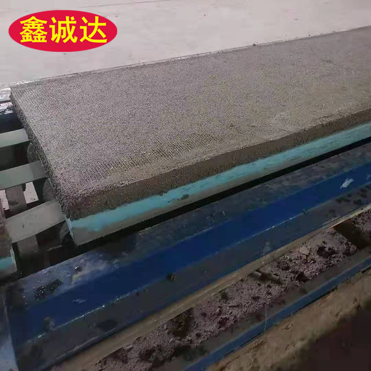 鑫诚达一体复合板生产线 fs保温一体板设备 图片