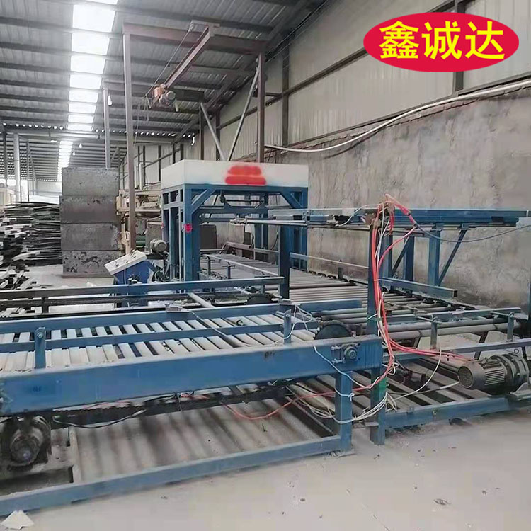 鑫诚达轻质水泥基匀质板设备现场视频
