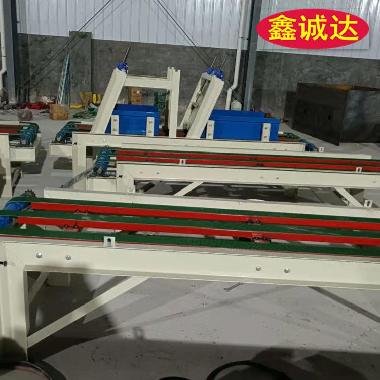 鑫诚达水泥砂浆抹面免拆一体化复合模板设备免费提供技术