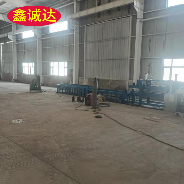 鑫诚达水泥砂浆岩棉复合保温板设备免费提供技术